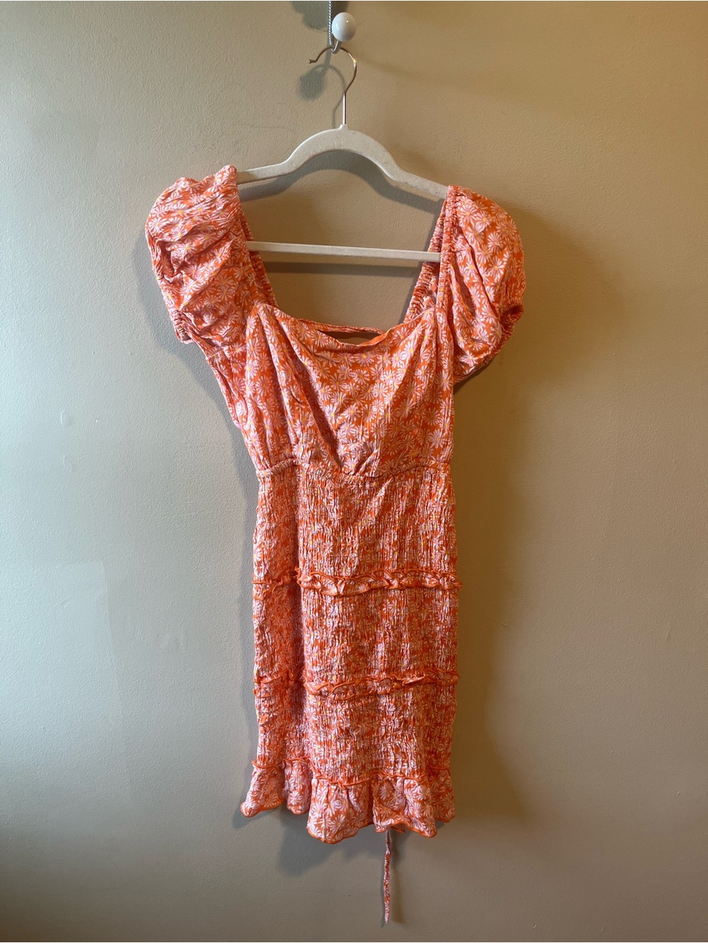 NWT Sim & Sam  Peach Floral Smocked Dress Medium